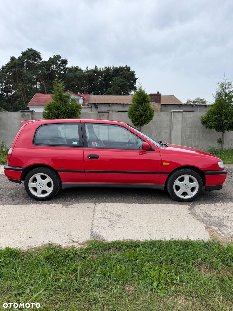 Nissan Sunny - 7