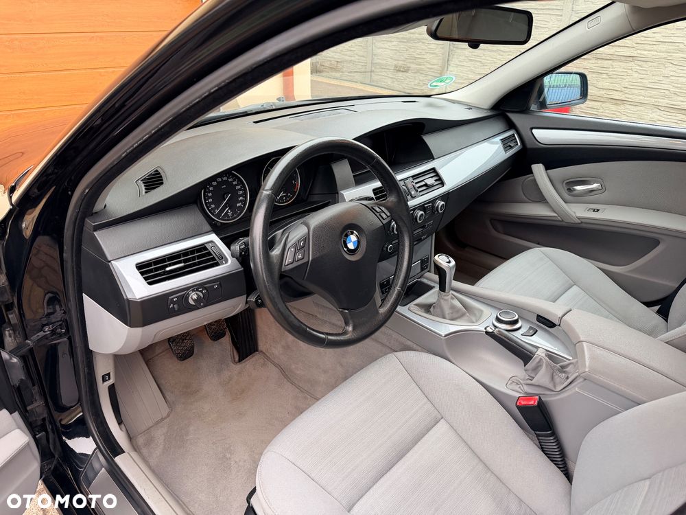 BMW Seria 5 - 36