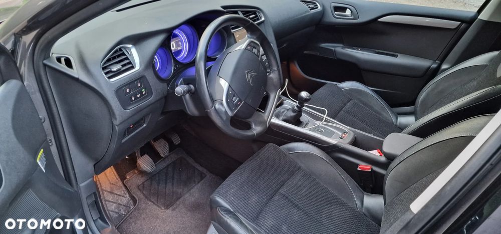Citroën C4 PureTech 130 Stop&Start SHINE - 10