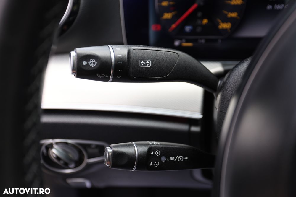 Mercedes-Benz E 220 d Aut. - 20