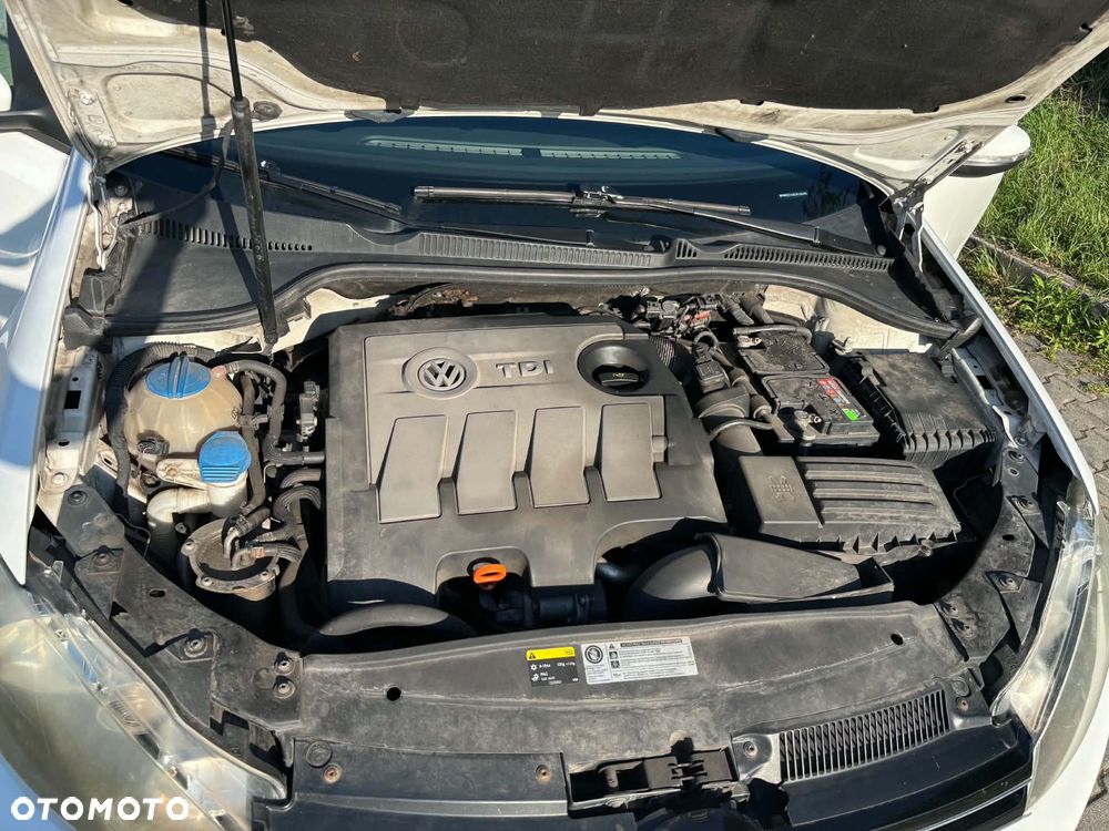 Volkswagen Golf 1.6 TDI DPF Trendline - 12