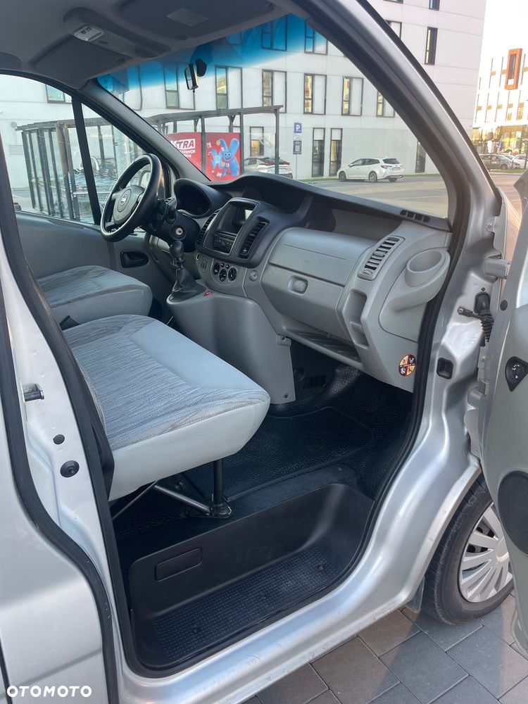 Nissan Primastar 115 dCi - 12