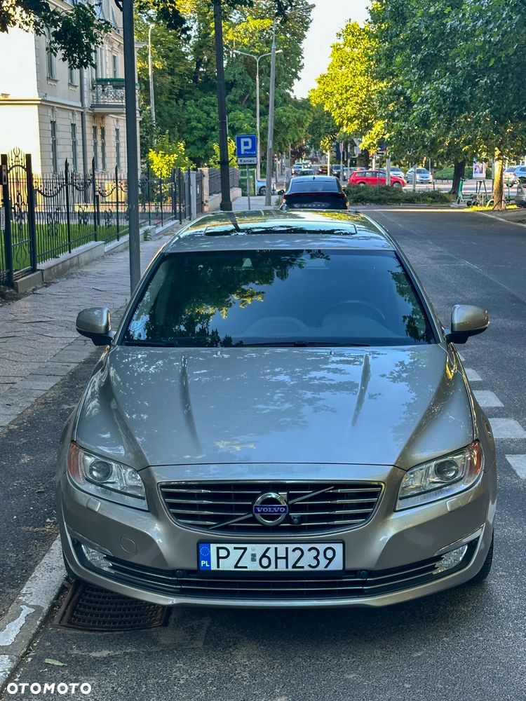 Volvo V70 D5 AWD Summum - 13