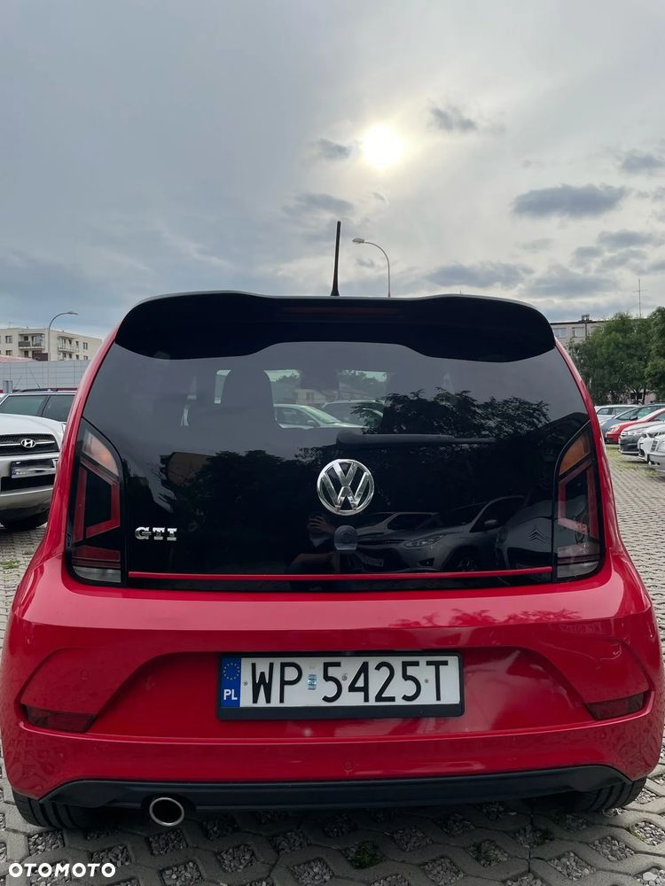 Volkswagen up! 1.0 TSI GTI - 6