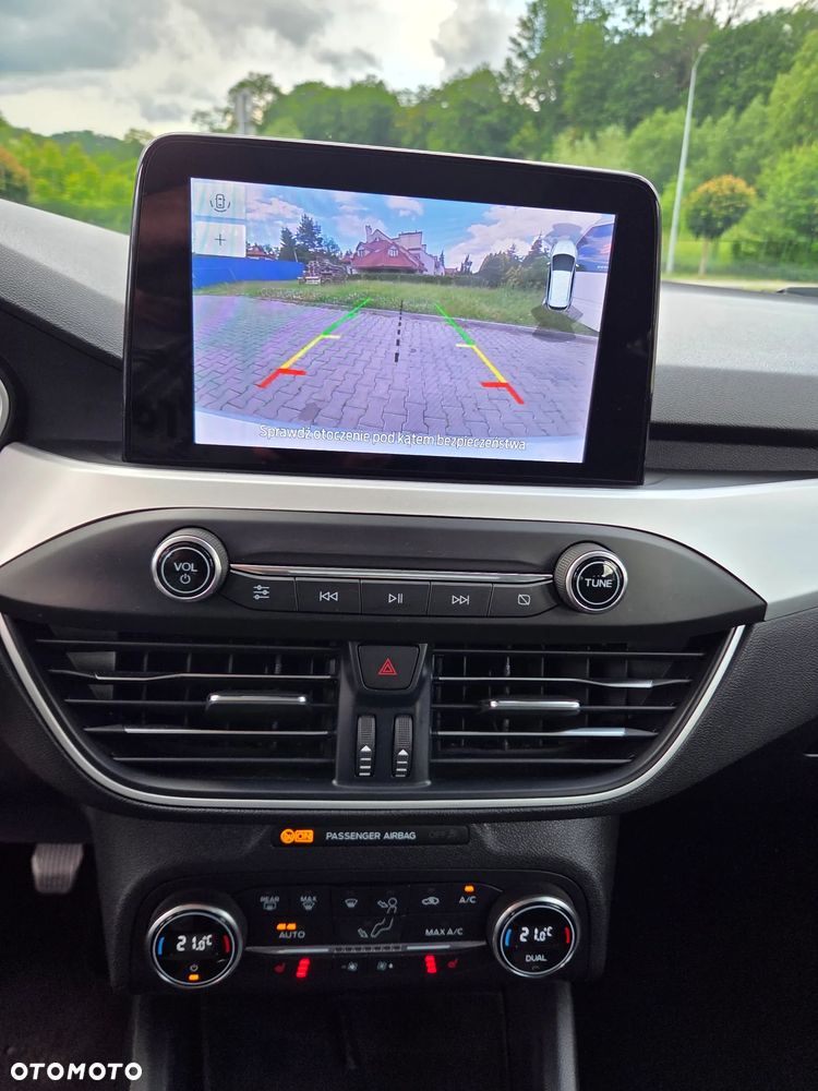 Ford Focus 1.5 EcoBlue STart-Stopp-System TITANIUM - 11