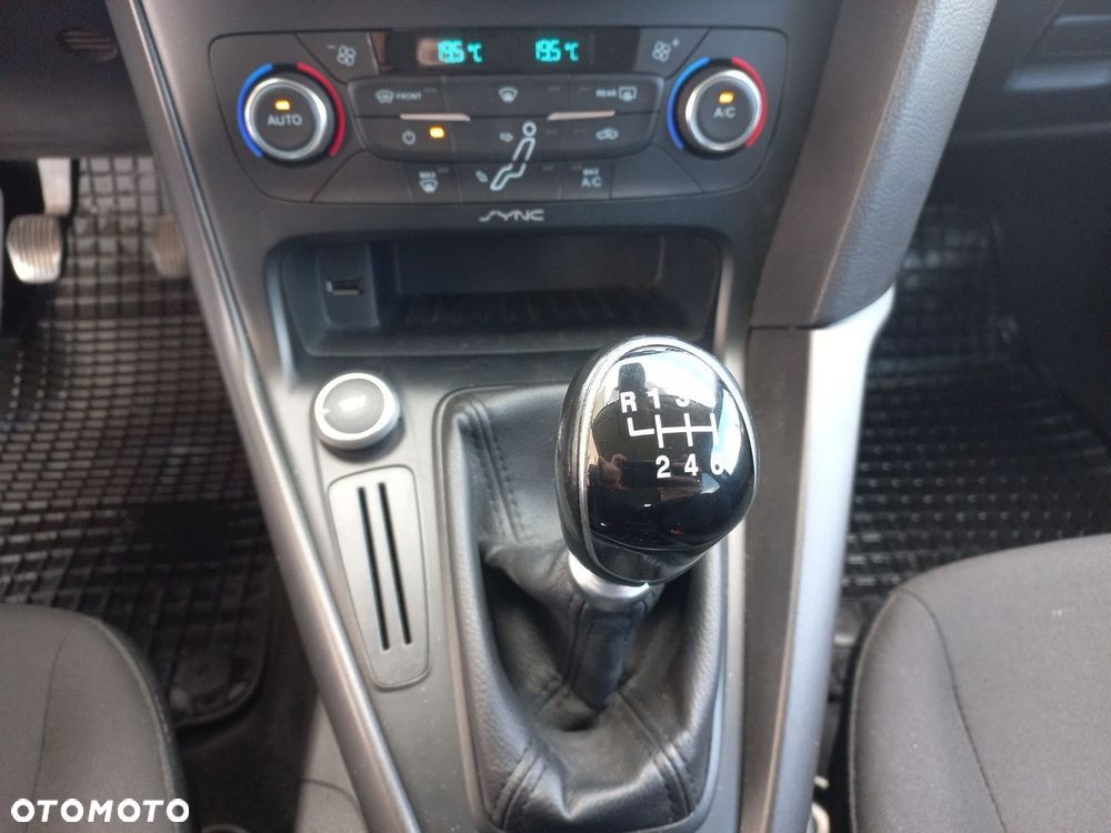 Ford Focus 1.5 TDCi Trend - 17