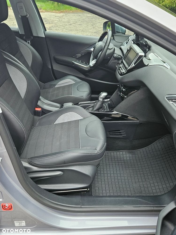 Peugeot 2008 PureTech 110 Stop&Start Allure - 12