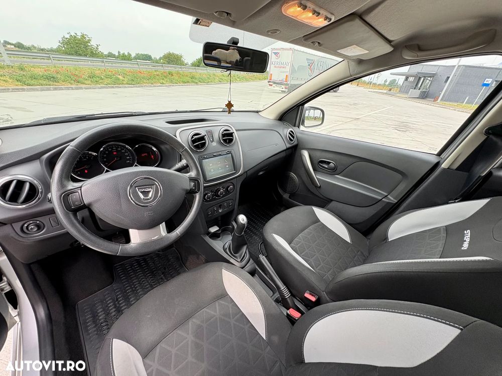 Dacia Sandero 1.5 90CP Stepway - 16