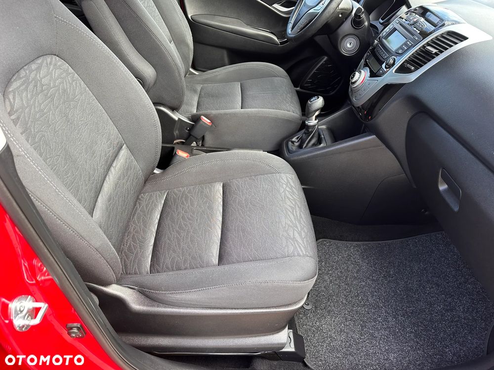 Hyundai ix20 1.6 blue Trend - 32