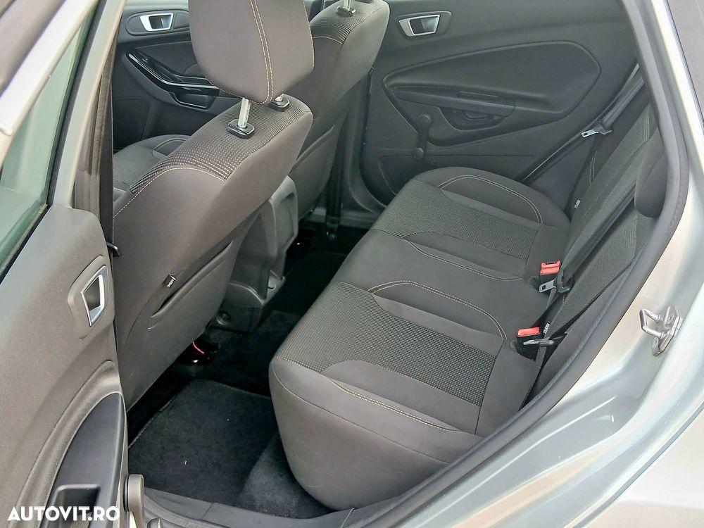 Ford Fiesta 1.0 Titanium - 9