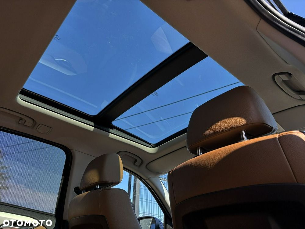 BMW X1 xDrive23d - 33