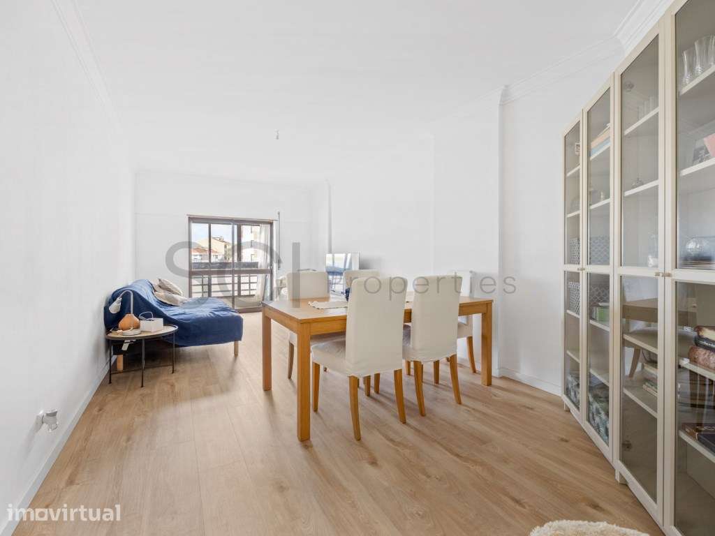 Apartamento T3,125m2, renovado, com excelente exposição solar, nas ... - Grande imagem: 5/25