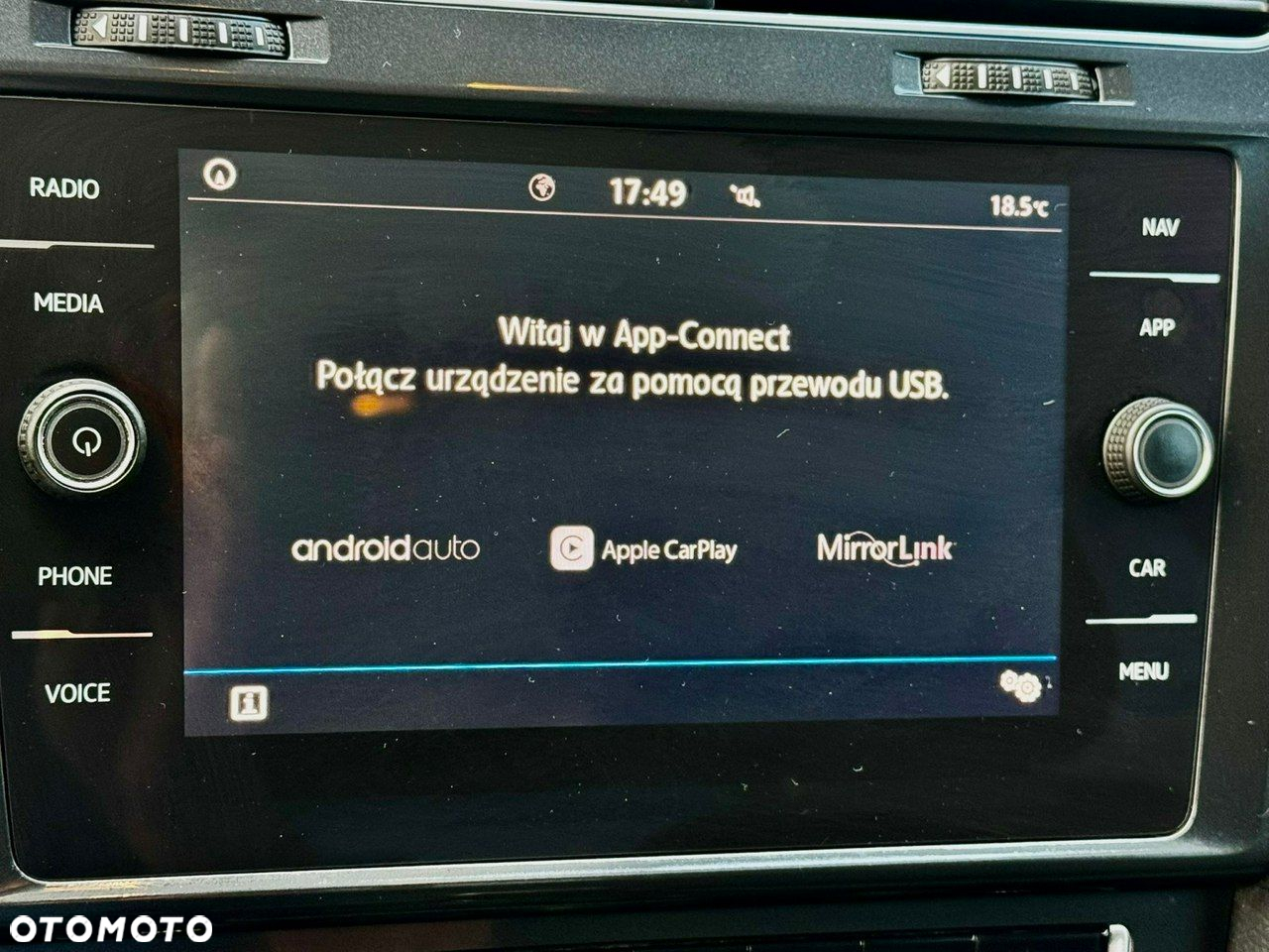 Volkswagen Golf - 16