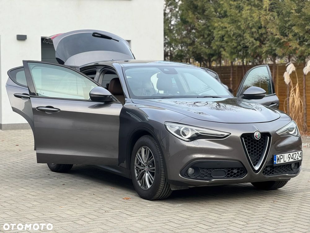 Alfa Romeo Stelvio 2.2 16V AT8 Business - 12