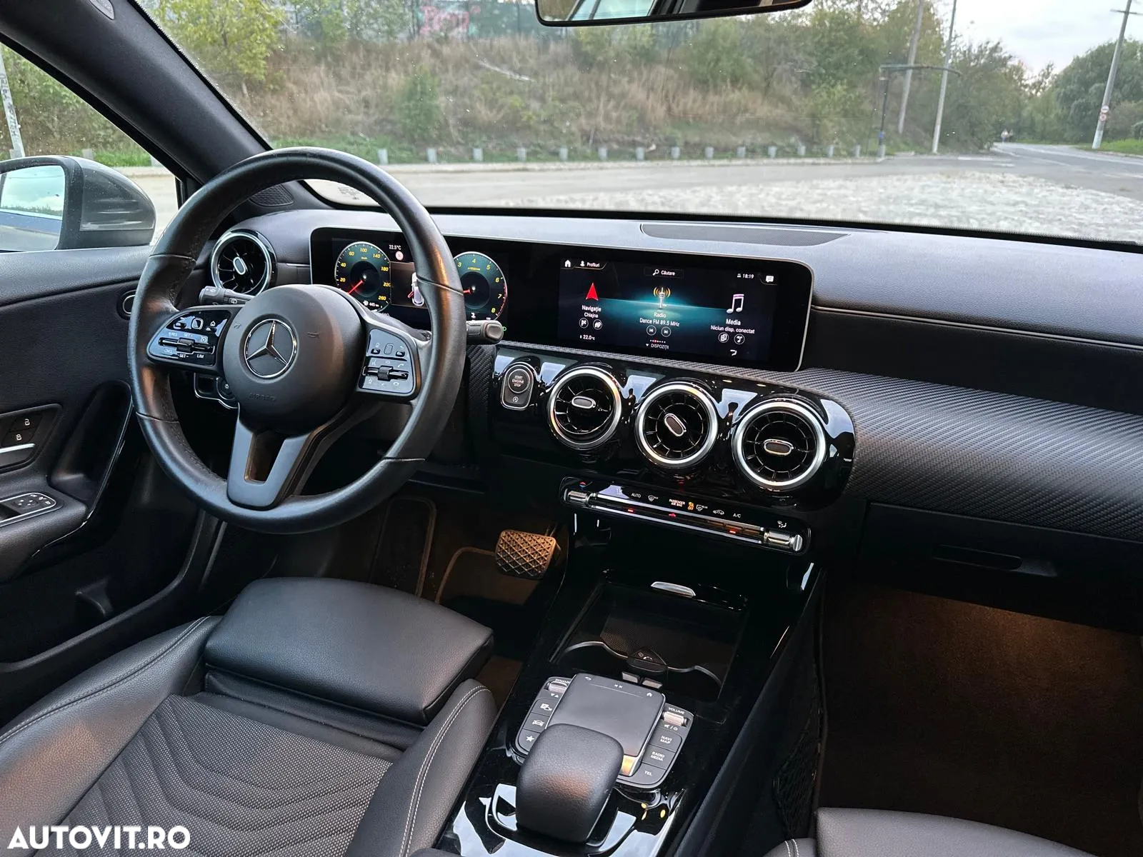 Mercedes-Benz A 180 7G-DCT - 12