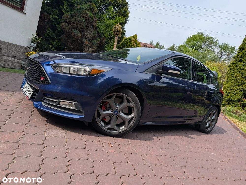 Ford Focus ST - 3