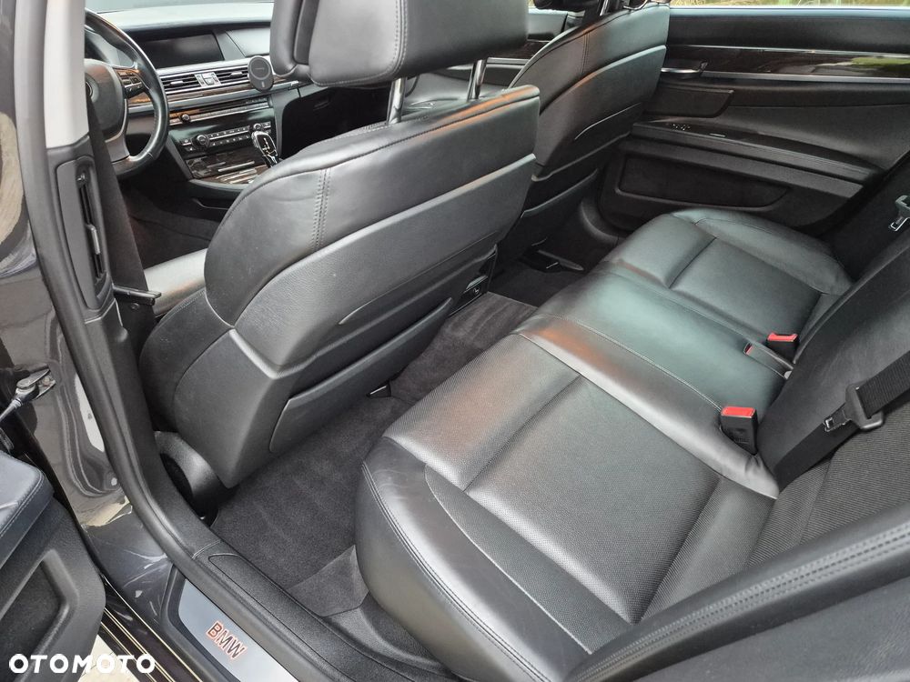 BMW Seria 7 730d - 18