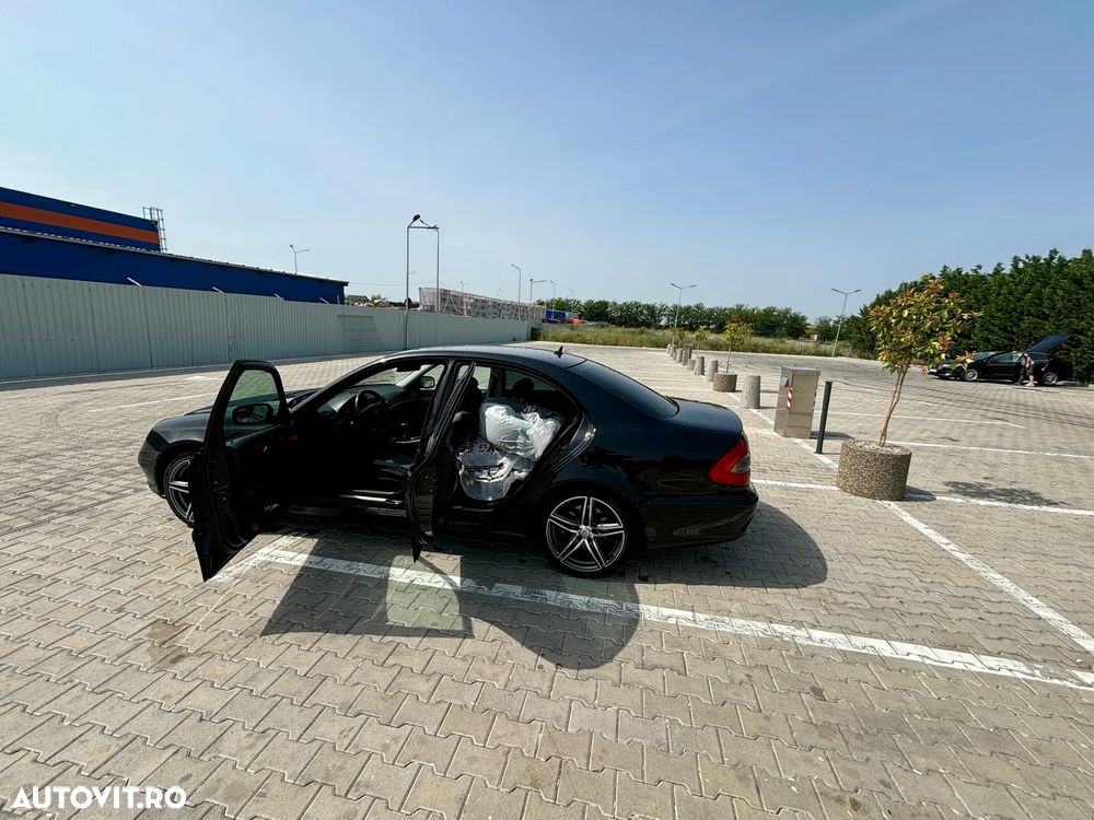 Mercedes-Benz E - 8