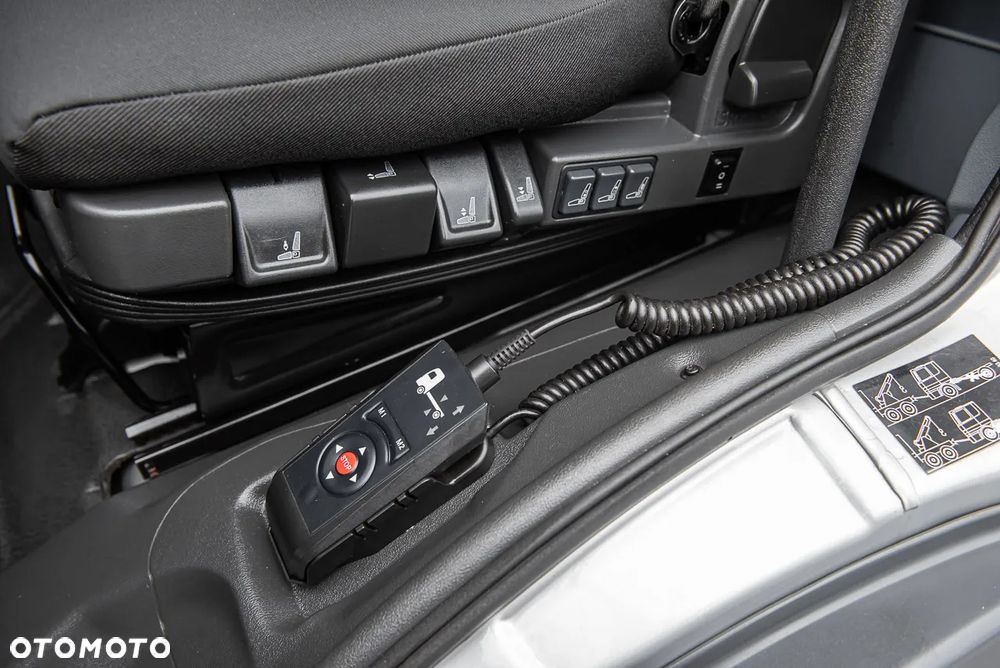 Mercedes-Benz ATEGO - 13