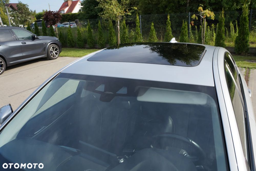 BMW Seria 5 540i xDrive Luxury Line - 17