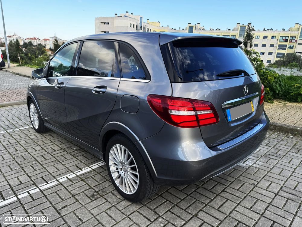 Mercedes-Benz B 250 e Electric Drive Urban - 22