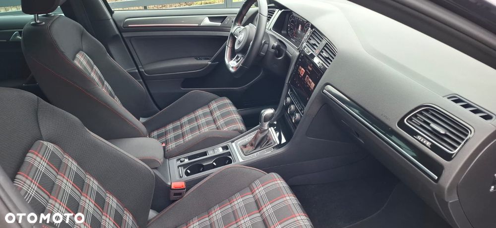 Volkswagen Golf 2.0 TSI BMT GTI Performance DSG - 17