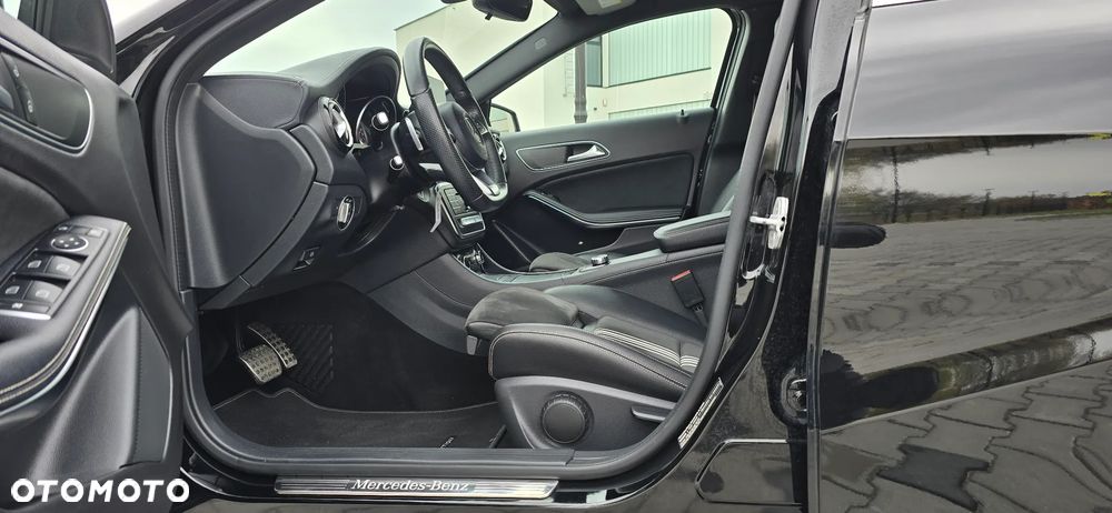 Mercedes-Benz Klasa A 180 7G-DCT AMG Line - 5