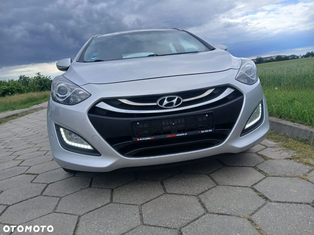 Hyundai i30 1.6 Comfort - 12