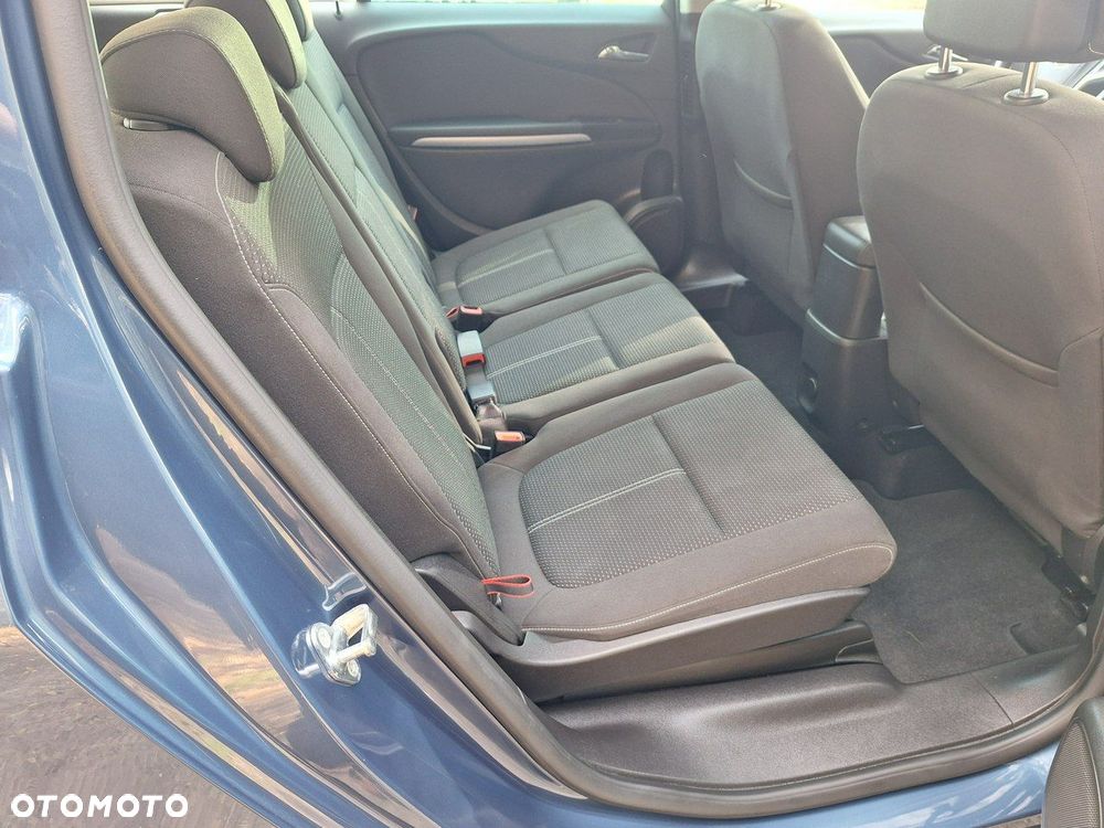 Opel Zafira - 17