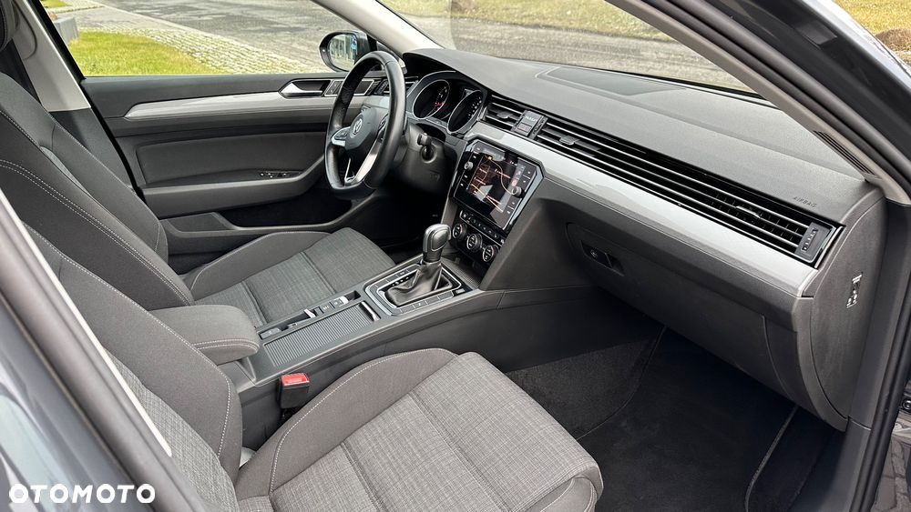 Volkswagen Passat Variant 1.5 TSI EVO Business DSG - 14