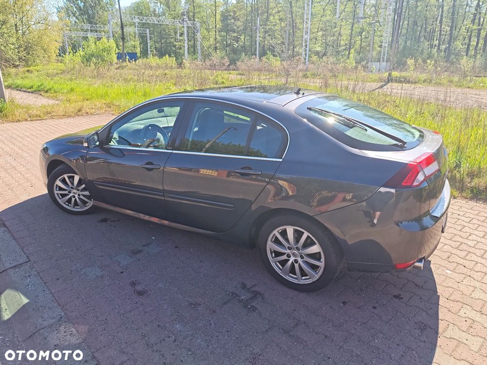 Renault Laguna 2.0 dCi Initiale - 1