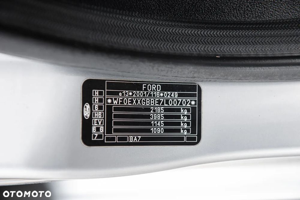 Ford Mondeo 2.5 Titanium - 33