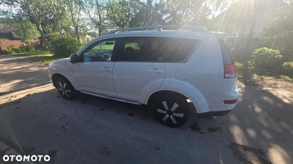 Citroën C-Crosser - 19