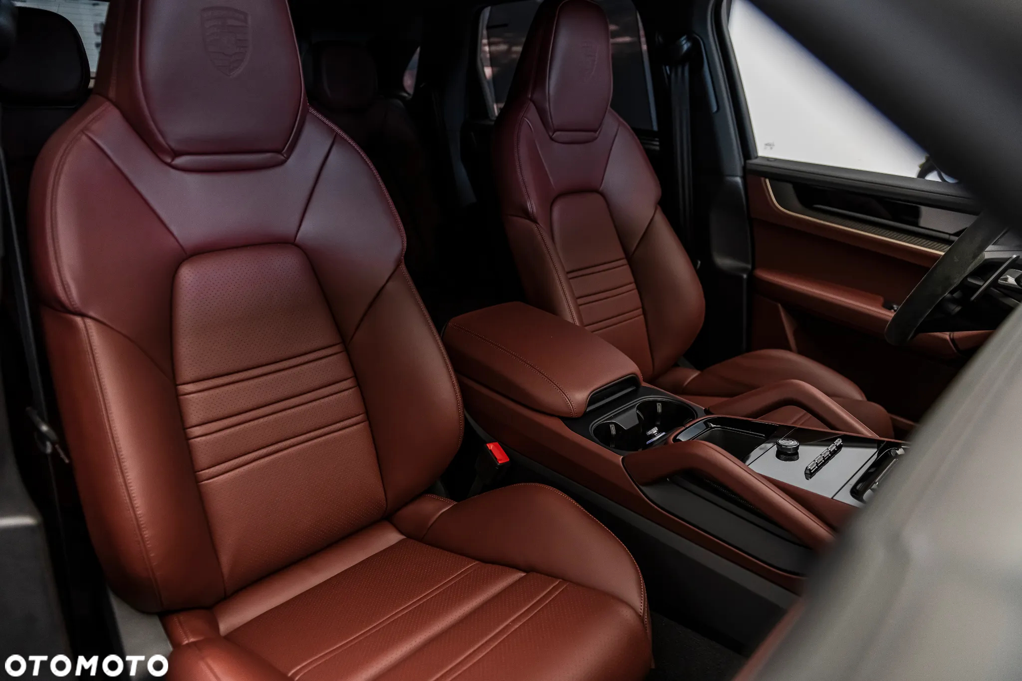 Porsche Cayenne S - 8