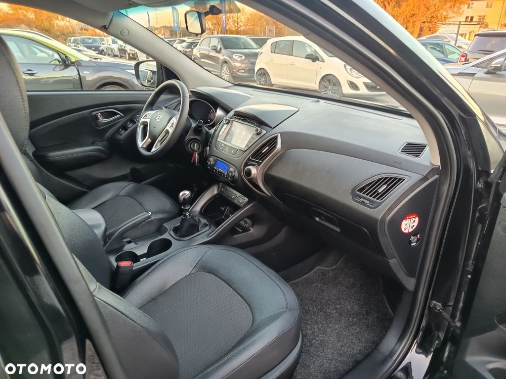 Hyundai ix35 blue 1.6 2WD Finale - 31