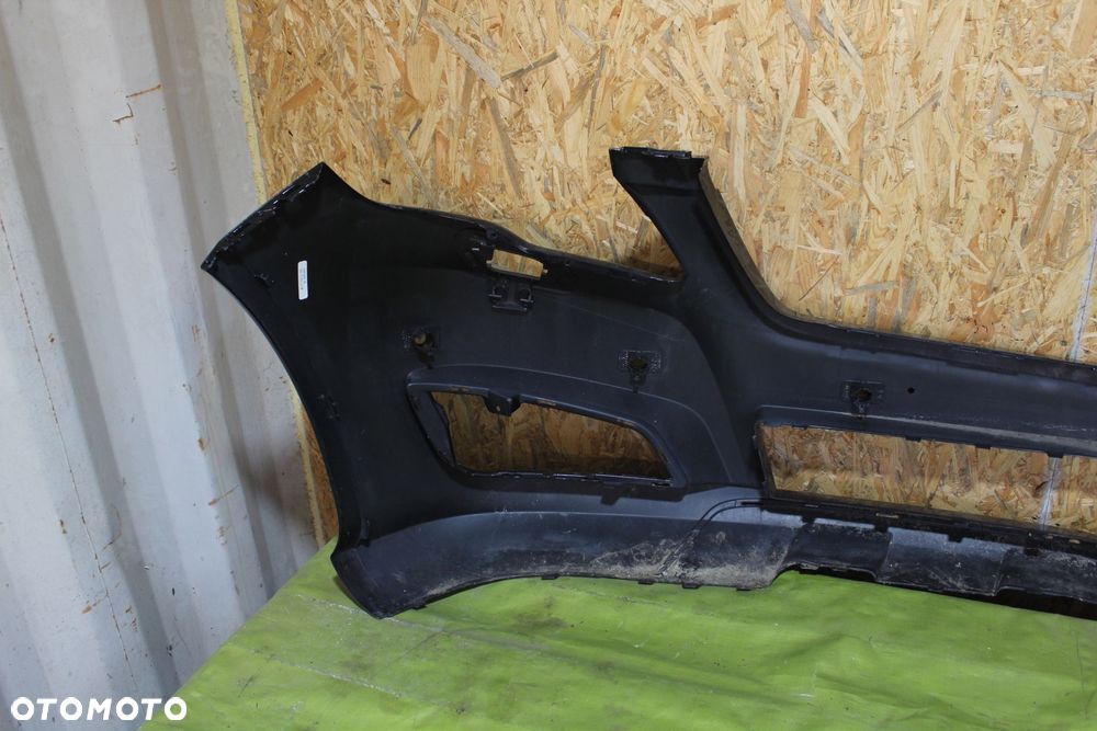 Zderzak przód Mercedes R Klasa W251 2009-2014r. - 3