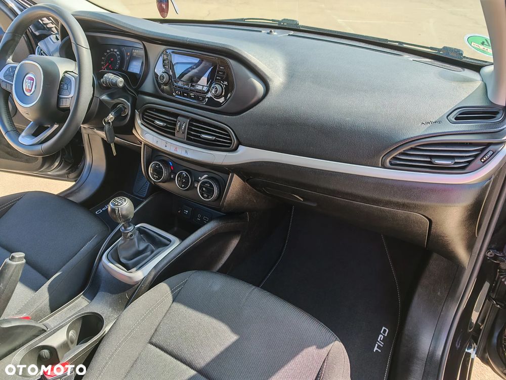 Fiat Tipo 1.4 16V More - 17