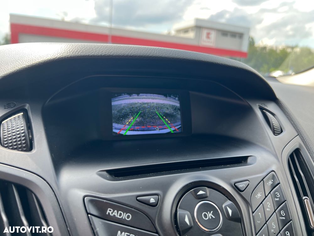 Ford Focus - 8
