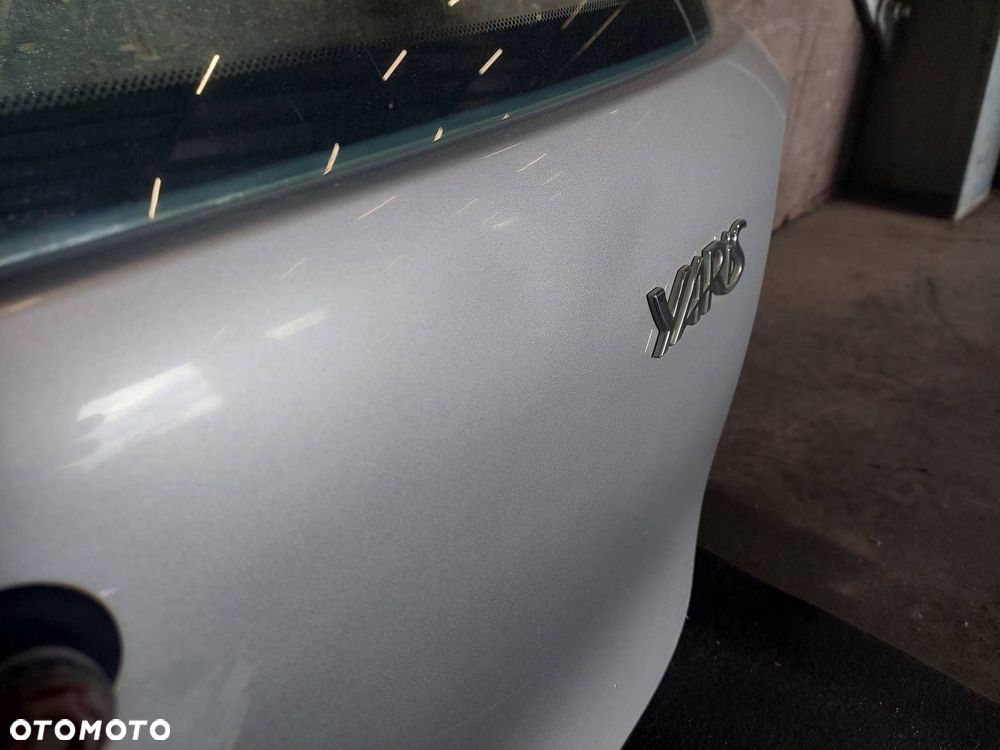 KOMPLETNY TYŁ KLAPA BAGAŻNIKA ZDERZAK TYŁ LAMPY TOYOTA YARIS I LIFT 1E7 - 14