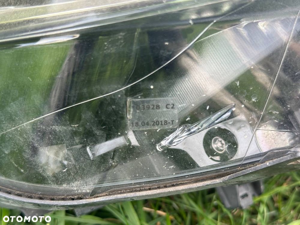 Lewa Lampa BMW F32 LCI - 12