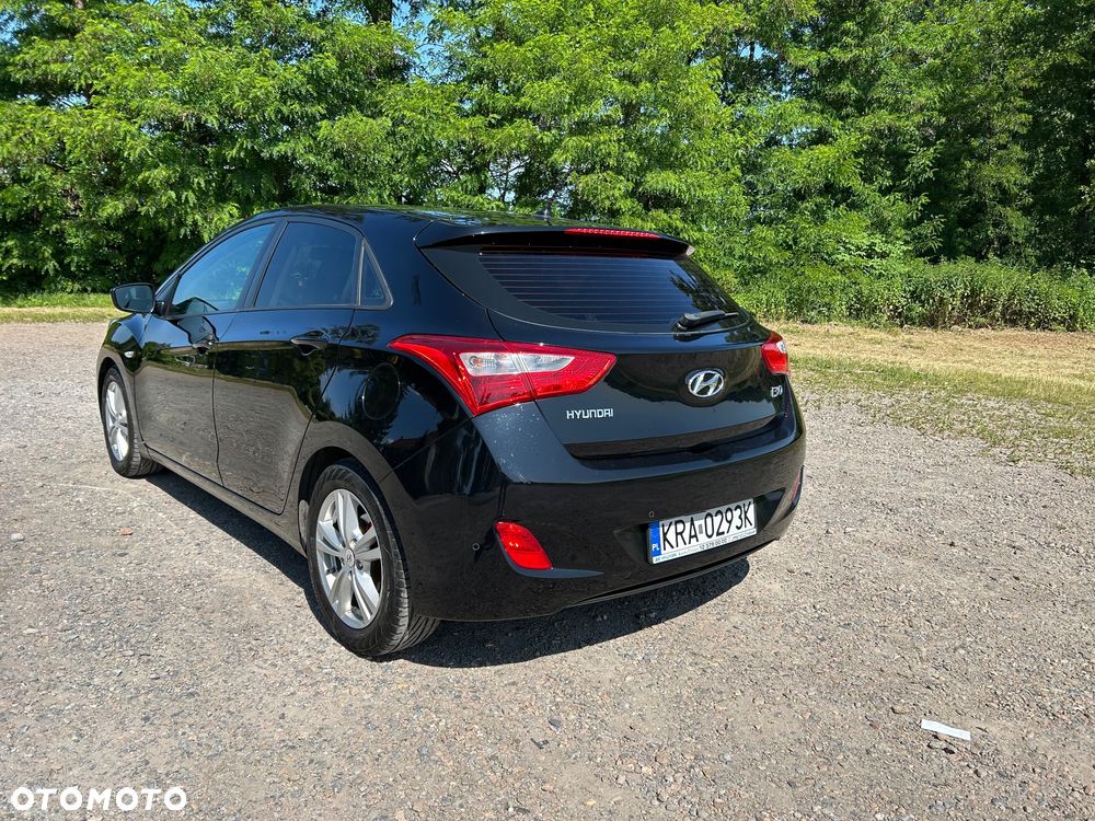 Hyundai i30 1.4 Comfort - 12