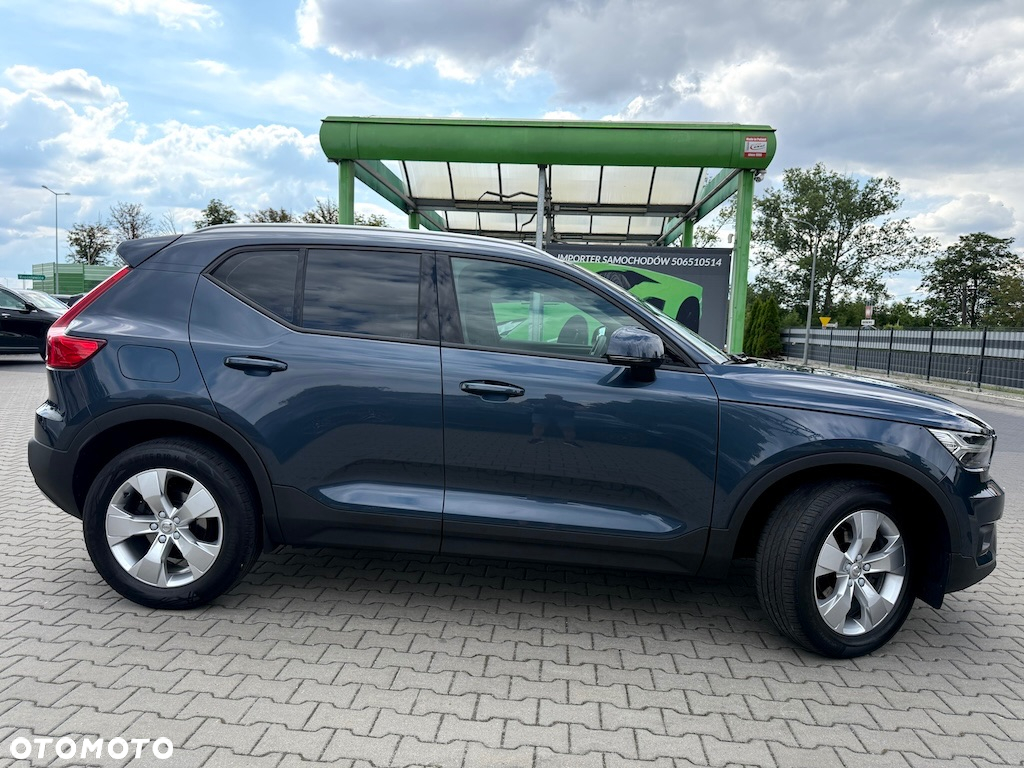 Volvo XC 40 T3 Momentum Pro - 5