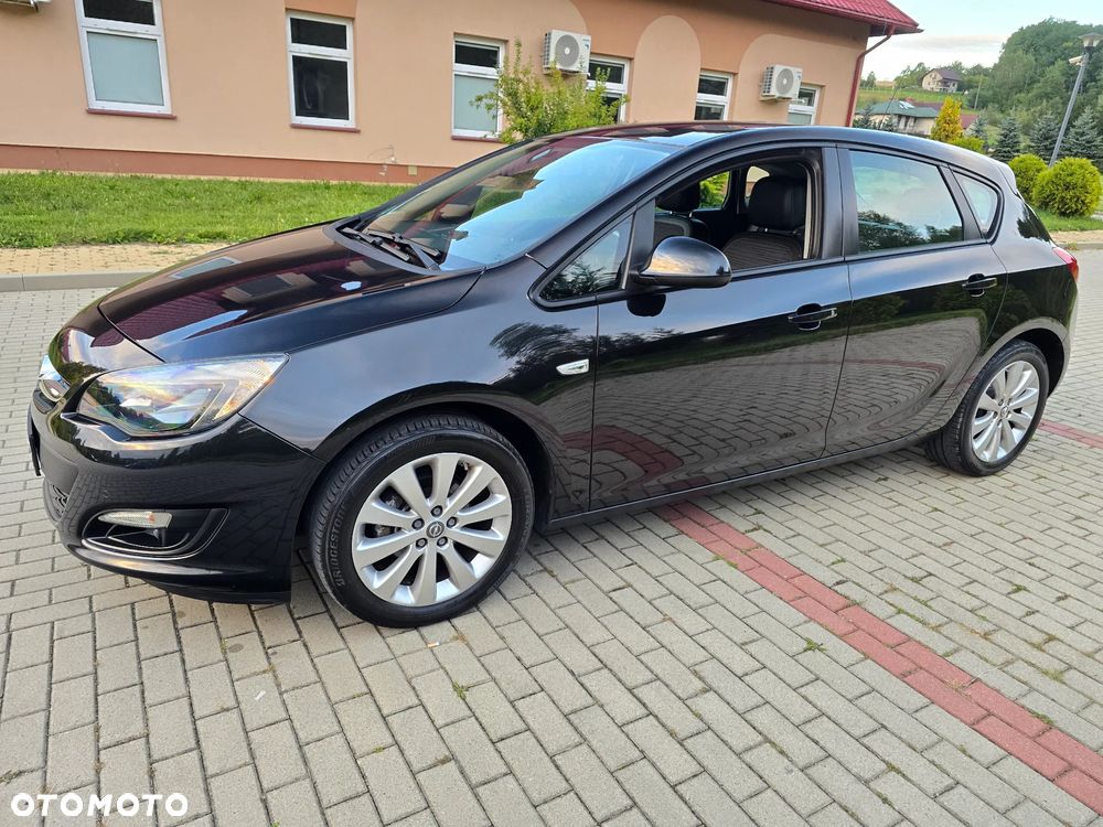 Opel Astra 1.4 Turbo Edition - 11