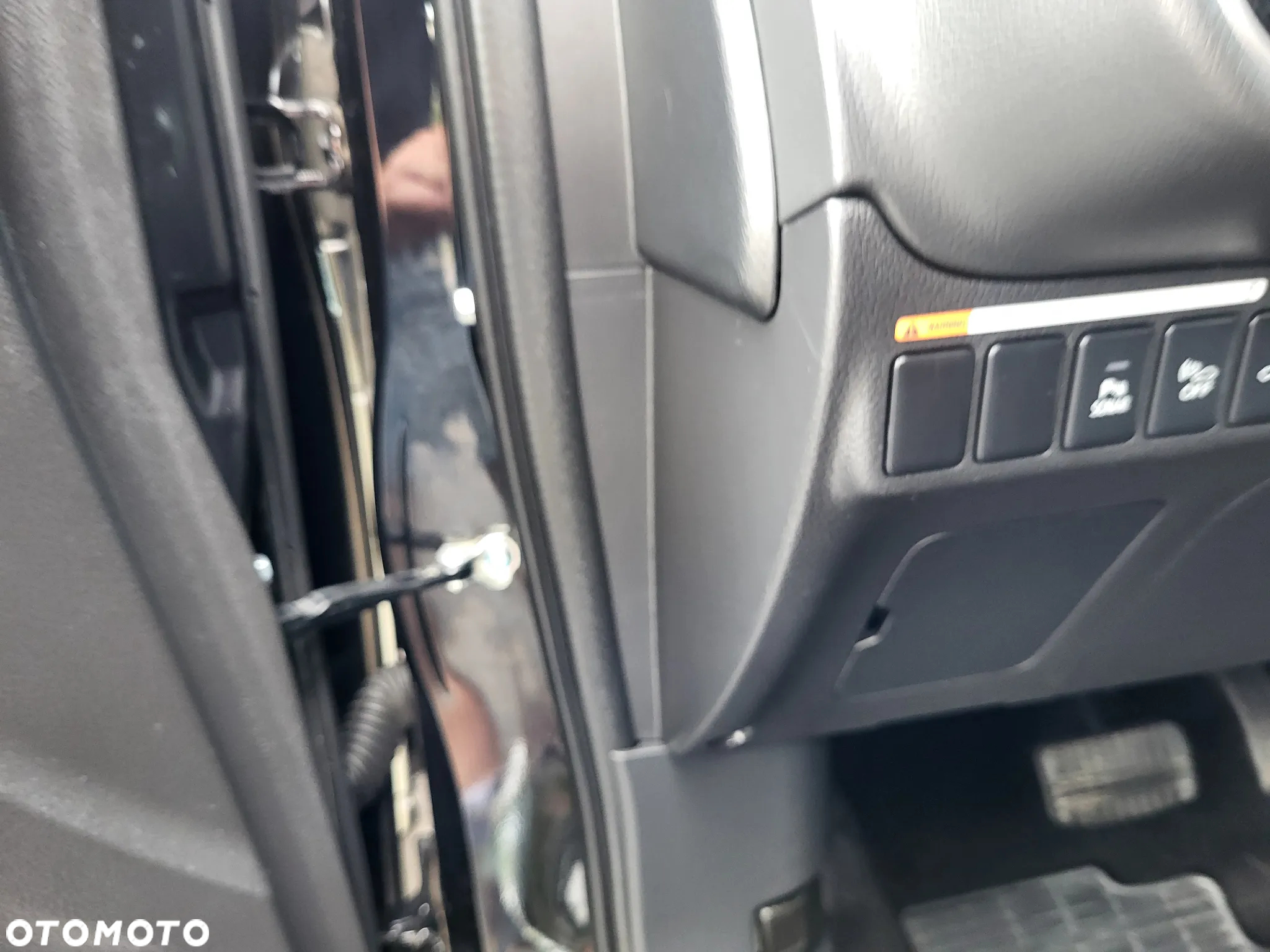 Mitsubishi Outlander 2.4 4WD Plug-In Hybrid Intro Edition - 23