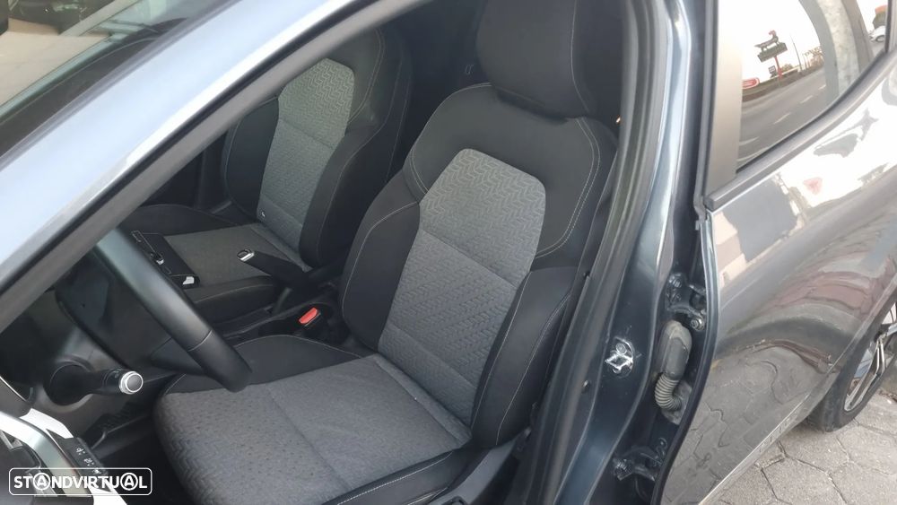Renault Clio 1.0 TCe Exclusive - 14