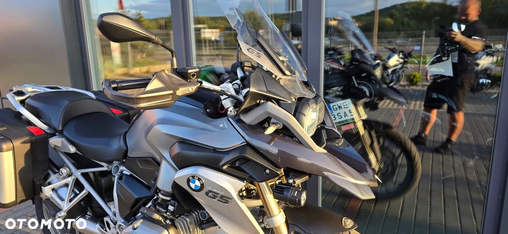BMW R - 26