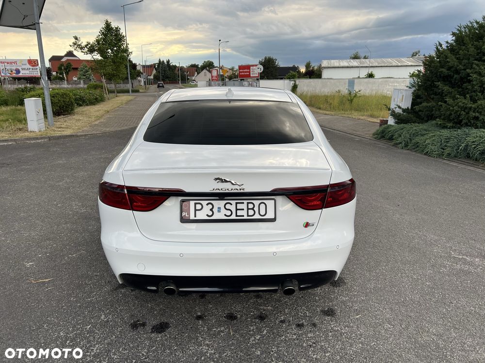 Jaguar XF - 3