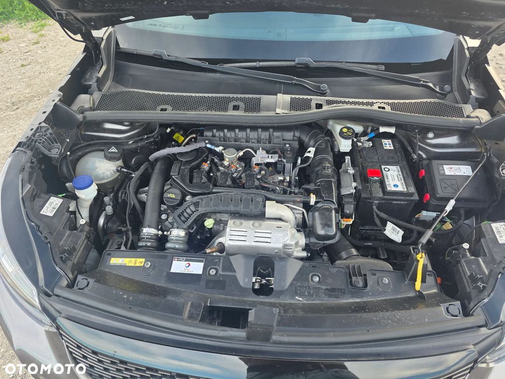 Peugeot 2008 PureTech 130 EAT8 Active Pack - 24