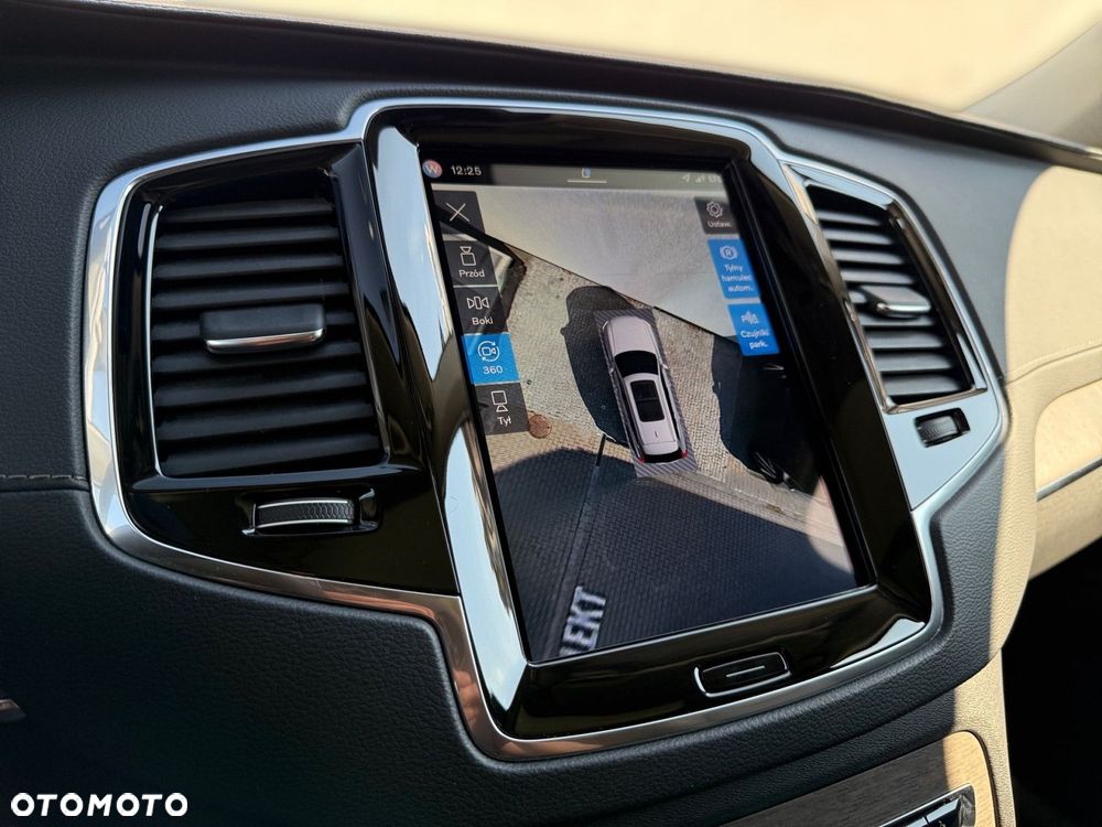 Volvo XC 90 - 23