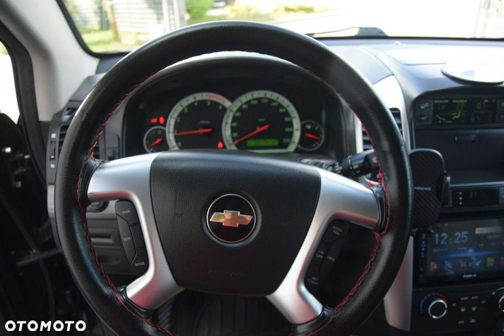 Chevrolet Captiva 2.0 4WD 7 Sitzer Automatik LT Exclusive - 32